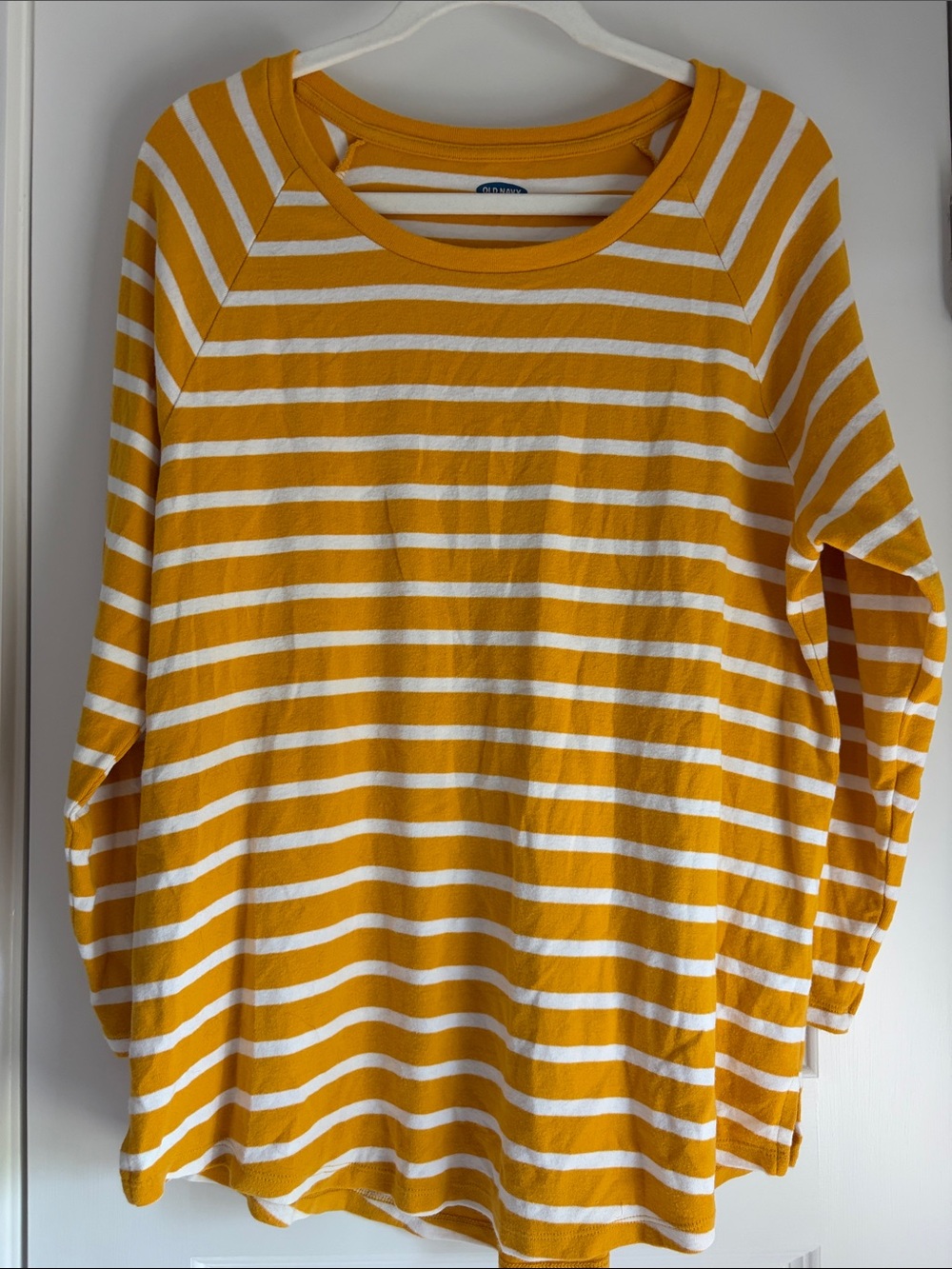💙 Old Navy Yellow and White Striped Long Sleeve Tee